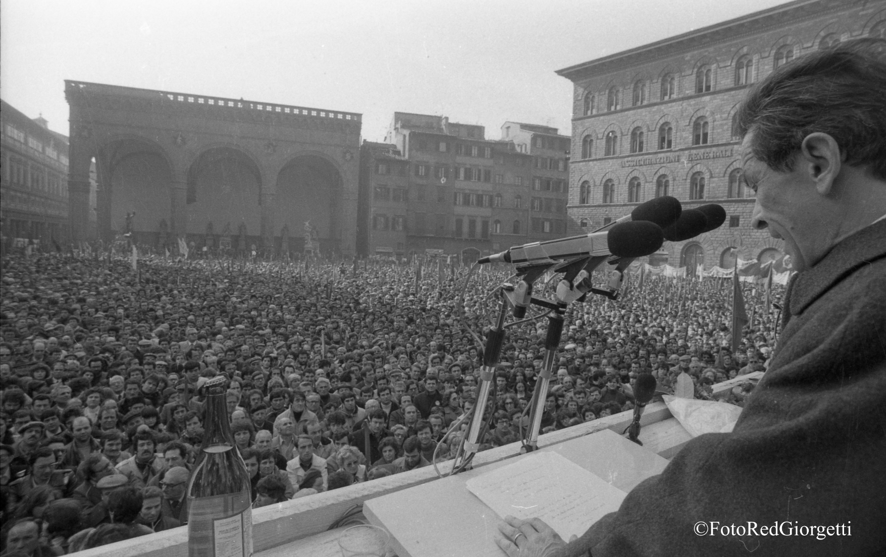 Piazza Enrico Berlinguer Firenze